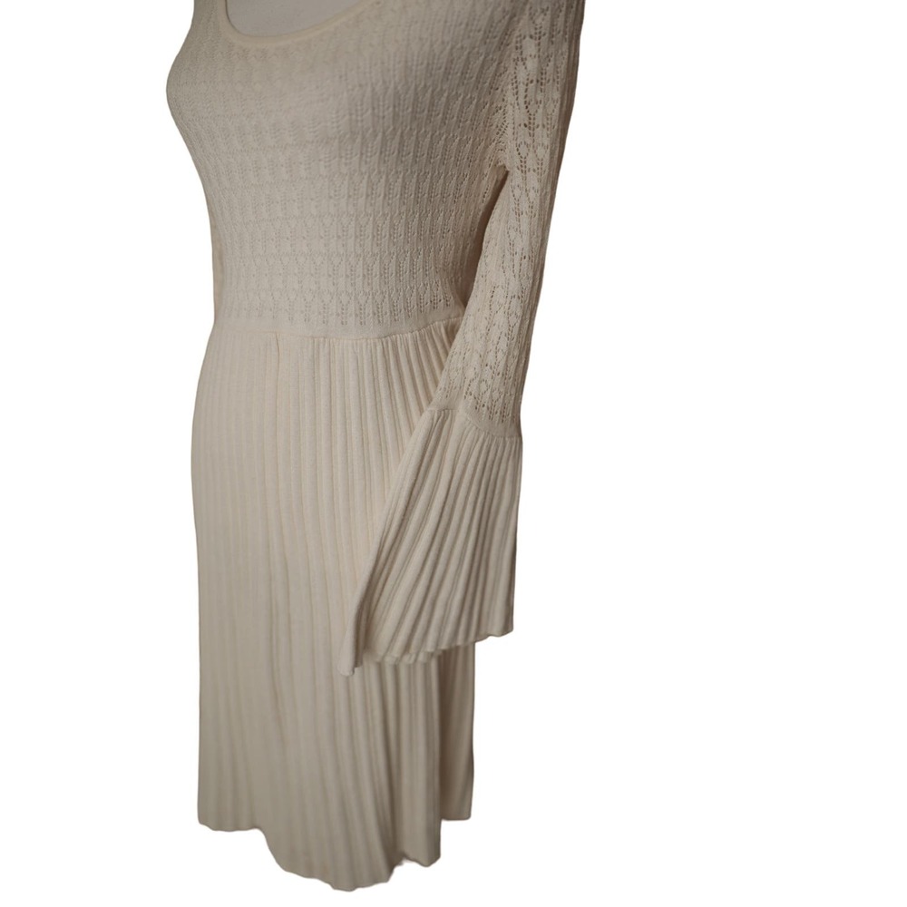 Sundance Josalyn Ivory Crochet Bell Sleeve Sweater Dress size M - Picture 7 of 10